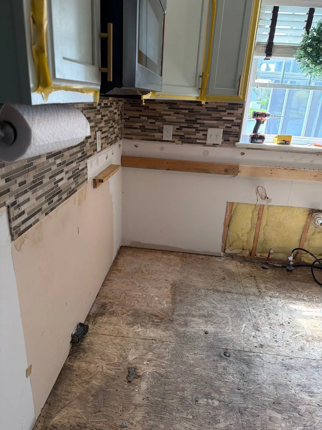 Containment setup for mold remediation in Eagle Creek home