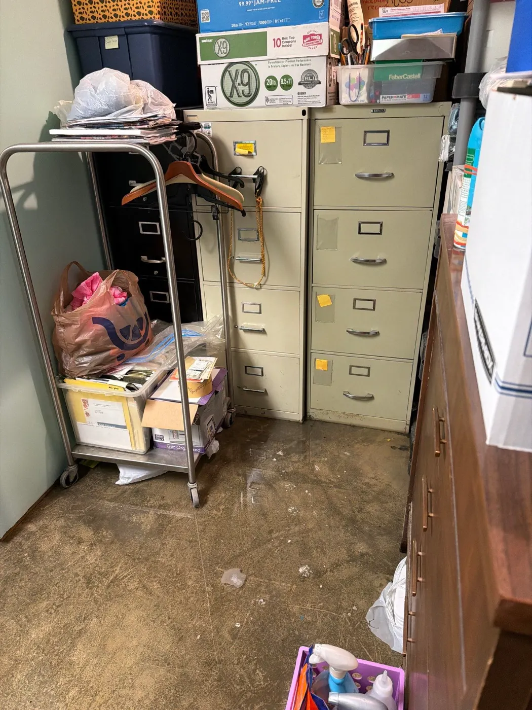 Large-scale water extraction in Eagle Creek business space